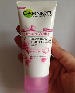 manfaat garnier sakura white