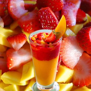 12 Manfaat Jus Mangga Campur Strawberry untuk Sarapan Sehat